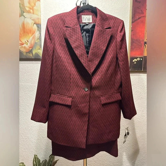 Le Suit red/black falling leaves skirt sets (2pcs) size 12 - Picture 3 of 10